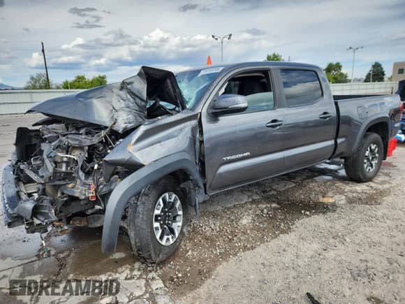 2017 Toyota Tacoma SR5 с VIN 3TMDZ5BN5HM017544, выставлен на аукционе Copart как лот 71926035 с пробегом 117 939 миль миль и Списание • Salvage title. История ставок и продаж доступна на DreamBid. Изображение 1.