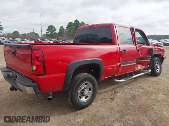 2006 Chevrolet Silverado 1500HD LT1 with VIN 1GCGC13U26F226900, listed as a IAAI auction lot 41745260 with 94,397 mi miles and . Bid and sale history available at DreamBid. Image 4.