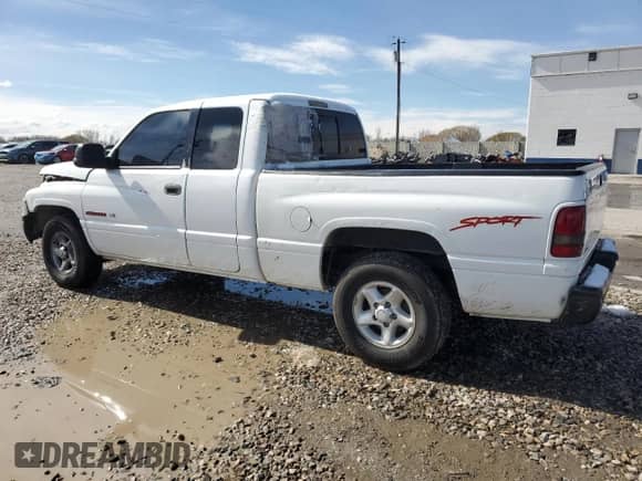 1998 Dodge 1500 с VIN 1B7HC13Z3WJ103121, выставлен на аукционе Copart как лот 48040425 с пробегом 189 809 миль миль и Списание • Salvage title. История ставок и продаж доступна на DreamBid. Изображение 2.