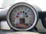 2009 MINI Hardtop with VIN WMWMF33549TU71313, listed as a IAAI auction lot 42483891 with 122,577 mi miles and . Bid and sale history available at DreamBid. Image 7.