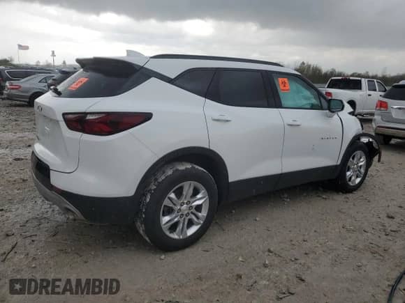 2021 Chevrolet Blazer LT z VIN 3GNKBHRS7MS552834, wystawiony jako Copart lot #55348255 z przebiegiem Nie podano mil oraz Nie do naprawy • Non repairable. Historia ofert i sprzedaży dostępna na DreamBid. Obrazek 3.