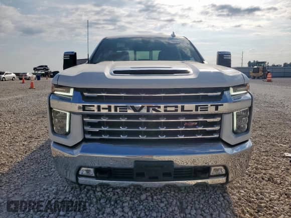 2022 Chevrolet Silverado 2500HD LTZ z VIN 2GC4YPE73N1205705, wystawiony jako Copart lot #70291055 z przebiegiem 58 283 mil mil oraz Czysty tytuł • Clean title. Historia ofert i sprzedaży dostępna na DreamBid. Obrazek 5.