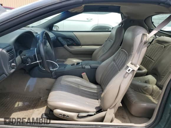 1997 Chevrolet Camaro Z28 с VIN 2G1FP22P6V2134019, выставлен на аукционе Copart как лот 62107545 с пробегом 190 741 миль миль и Чистый • Clean title. История ставок и продаж доступна на DreamBid. Изображение 7.