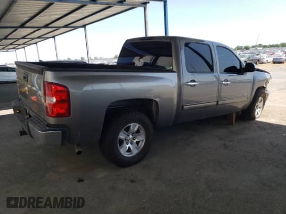 2013 Chevrolet Silverado 1500 LT с VIN 3GCPCSEA2DG145299, выставлен на аукционе Copart как лот 56194165 с пробегом 107 398 миль миль и Списание • Salvage title. История ставок и продаж доступна на DreamBid. Изображение 3.