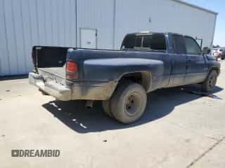 2000 Dodge 3500 с VIN 1B7MC3361YJ114900, выставлен на аукционе Copart как лот 55778075 с пробегом Не указан миль и Списание • Salvage title. История ставок и продаж доступна на DreamBid. Изображение 3.