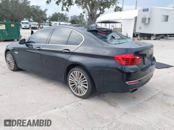 2015 BMW 5 Series 550i с VIN WBAKN9C57FD961425, выставлен на аукционе IAAI как лот 41319817 с пробегом 100 233 миль миль и . История ставок и продаж доступна на DreamBid. Изображение 3.