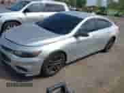 2016 Chevrolet Malibu LT z VIN 1G1ZE5ST1GF268259, wystawiony jako IAAI lot #43013422 z przebiegiem 178 033 mil mil oraz . Historia ofert i sprzedaży dostępna na DreamBid. Obrazek 2.