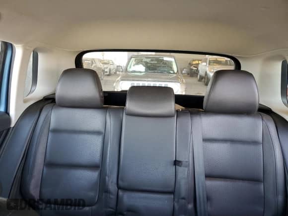 2017 Volkswagen Tiguan S с VIN WVGAV7AX7HW504494, выставлен на аукционе Copart как лот 70900635 с пробегом 104 432 миль миль и Списание • Salvage title. История ставок и продаж доступна на DreamBid. Изображение 10.