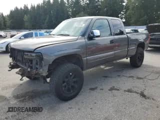 1999 Chevrolet Silverado 1500 LS with VIN 1GCEK19T8XZ124333, listed as a Copart auction lot 81458385 with 210,952 mi miles and Salvage title. Bid and sale history available at DreamBid. Image 1.