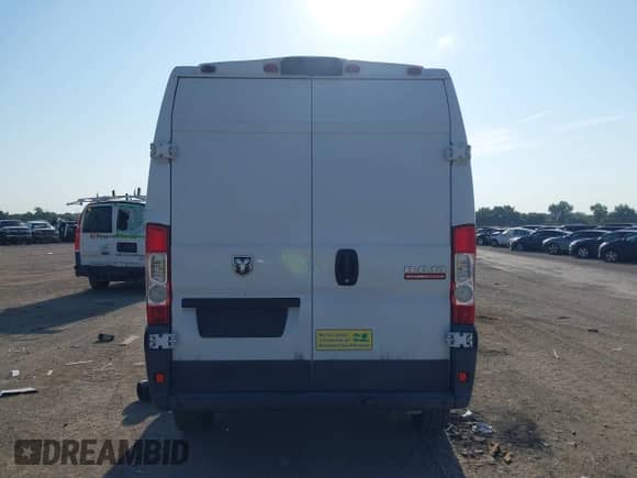 2014 Ram ProMaster Cargo с VIN 3C6TRVBGXEE115849, выставлен на аукционе IAAI как лот 43022451 с пробегом 282 791 миль миль и . История ставок и продаж доступна на DreamBid. Изображение 16.