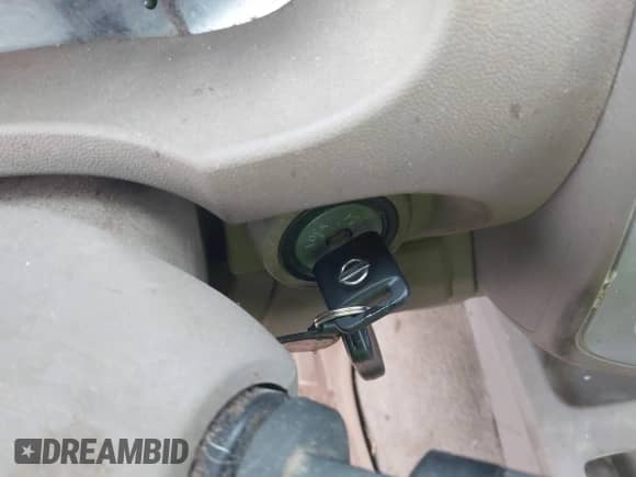 2013 Nissan Frontier SV with VIN 1N6AD0CW9DN747921, listed as a IAAI auction lot 43463501 with 206,406 mi miles and . Bid and sale history available at DreamBid. Image 11.