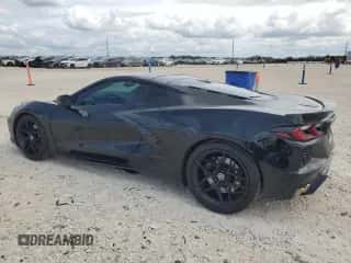 2021 Chevrolet Corvette 3LT z VIN 1G1YC2D49M5119833, wystawiony jako Copart lot #62027484 z przebiegiem 17 739 mil mil oraz Szkoda całkowita • Salvage title. Historia ofert i sprzedaży dostępna na DreamBid. Obrazek 2.