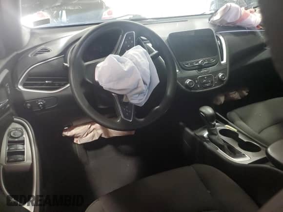 2022 Chevrolet Malibu LS with VIN 1G1ZB5ST2NF198177, listed as a Copart auction lot 68137745 with 33,675 mi miles and Salvage title. Bid and sale history available at DreamBid. Image 8.