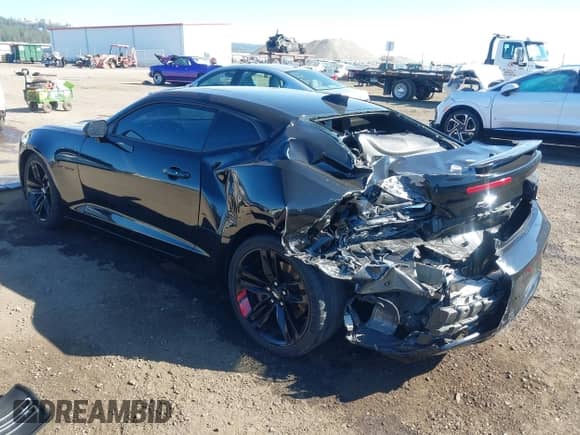 2018 Chevrolet Camaro 2SS с VIN 1G1FH1R77J0144972, выставлен на аукционе IAAI как лот 43279674 с пробегом 71 050 миль миль и . История ставок и продаж доступна на DreamBid. Изображение 3.
