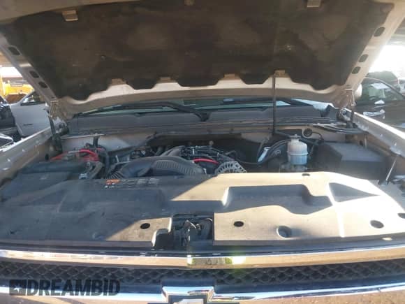 2011 Chevrolet Silverado 1500 LTZ with VIN 3GCPCTE01BG384112, listed as a IAAI auction lot 43085132 with 200,374 mi miles and . Bid and sale history available at DreamBid. Image 10.