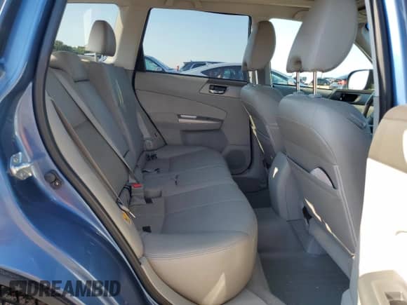 2009 Subaru Forester X Limited с VIN JF2SH64679H792375, выставлен на аукционе Copart как лот 70328275 с пробегом 115 607 миль миль и Списание • Salvage title. История ставок и продаж доступна на DreamBid. Изображение 10.