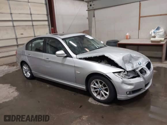 2010 BMW 3 Series 328i с VIN WBAPH5C53AA440475, выставлен на аукционе IAAI как лот 41888294 с пробегом 117 002 миль миль и . История ставок и продаж доступна на DreamBid. Изображение 1.