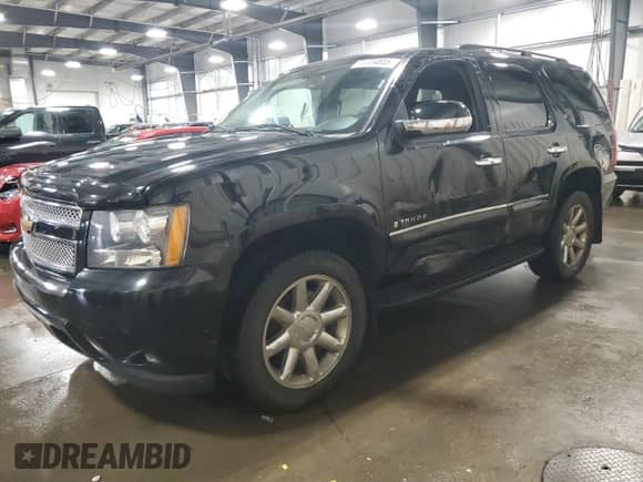 2008 Chevrolet Tahoe LTZ with VIN 1GNFK13058J117995, listed as a Copart auction lot 71724855 with 225,729 mi miles and Salvage title. Bid and sale history available at DreamBid. Image 1.