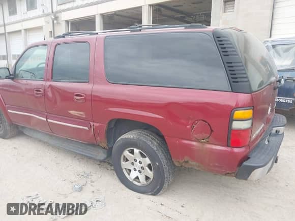2004 Chevrolet Suburban LT с VIN 1GNFK16ZX4J231897, выставлен на аукционе IAAI как лот 42406882 с пробегом 221 177 миль миль и . История ставок и продаж доступна на DreamBid. Изображение 3.