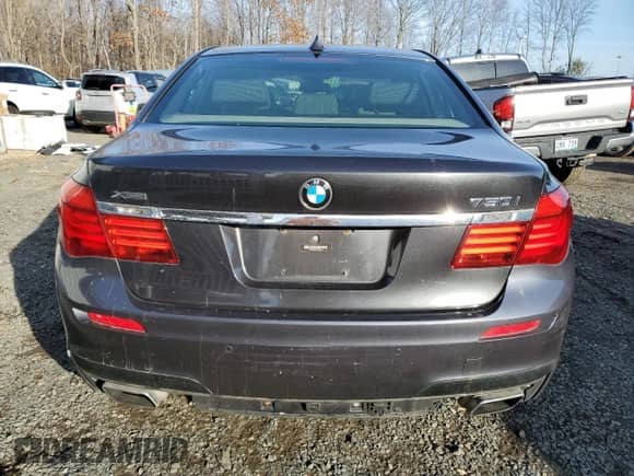 2014 BMW 7 Series 750i xDrive with VIN WBAYB6C58ED224525, listed as a Copart auction lot 85223354 with 132,892 mi miles and Clean title. Bid and sale history available at DreamBid. Image 6.