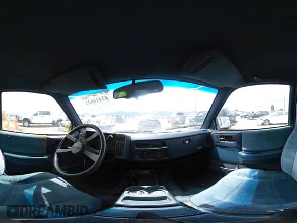 1993 Chevrolet Blazer z VIN 1GNDT13W0P2159153, wystawiony jako IAAI lot #42414622 z przebiegiem 224 752 mil mil oraz . Historia ofert i sprzedaży dostępna na DreamBid. Obrazek 18.