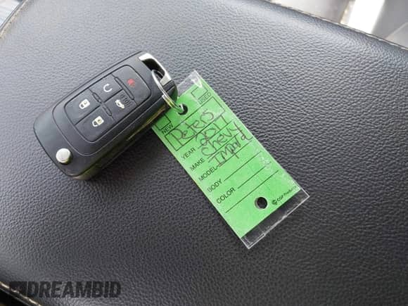 2017 Chevrolet Impala Premier z VIN 2G1145S32H9120082, wystawiony jako IAAI lot #42529547 z przebiegiem 212 883 mil mil oraz . Historia ofert i sprzedaży dostępna na DreamBid. Obrazek 11.