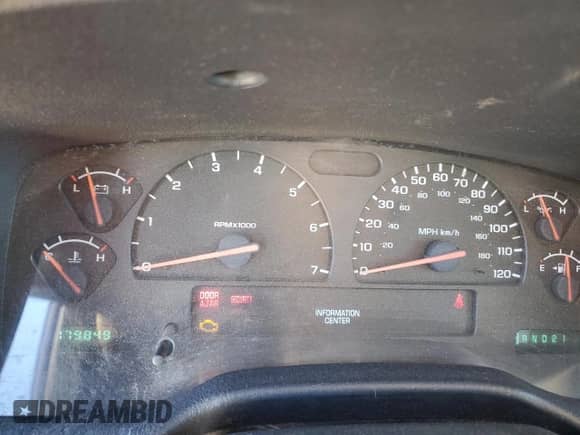 2002 Dodge Durango Sport with VIN 1B4HR38N22F213510, listed as a Copart auction lot 46526635 with 179,849 mi miles and Salvage title. Bid and sale history available at DreamBid. Image 9.