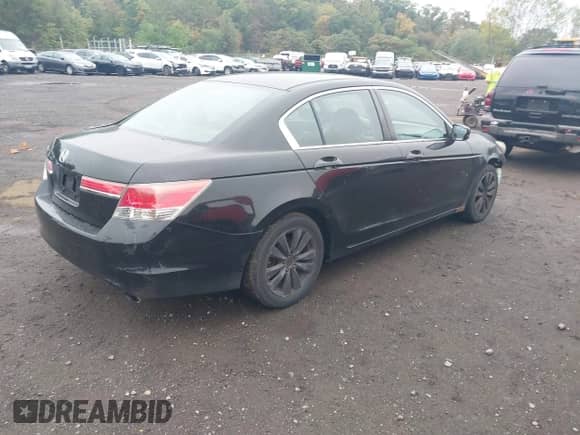 2011 Honda Accord EX with VIN 1HGCP2F74BA024776, listed as a IAAI auction lot 43299001 with 176,466 mi miles and . Bid and sale history available at DreamBid. Image 4.