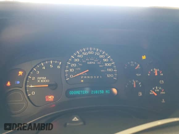 2006 Chevrolet Avalanche Z71 с VIN 3GNEK12Z26G141701, выставлен на аукционе Copart как лот 63673135 с пробегом 210 150 миль миль и Списание • Salvage title. История ставок и продаж доступна на DreamBid. Изображение 9.