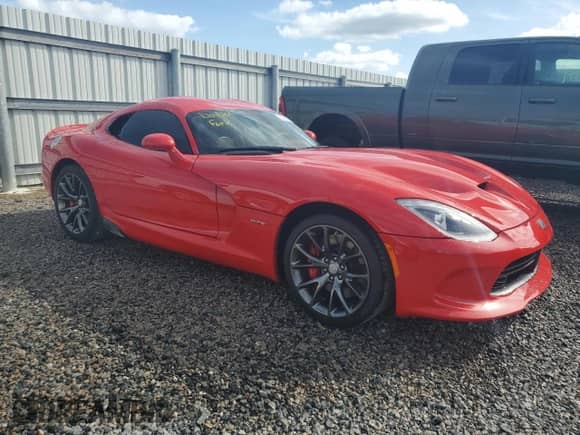 2013 Dodge Viper GTS with VIN 1C3ADEBZ2DV100017, listed as a Copart auction lot 80231604 with 1,216 mi miles and Non repairable. Bid and sale history available at DreamBid. Image 4.