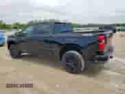 2024 Chevrolet Silverado 1500 Custom Trail Boss z VIN 3GCUDCE86RG359836, wystawiony jako Copart lot #60419635 z przebiegiem Nie podano mil oraz Szkoda całkowita • Salvage title. Historia ofert i sprzedaży dostępna na DreamBid. Obrazek 2.
