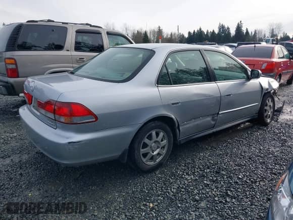 2002 Honda Accord SE with VIN JHMCG56772C015542, listed as a IAAI auction lot 41209735 with 160,804 mi miles and . Bid and sale history available at DreamBid. Image 4.