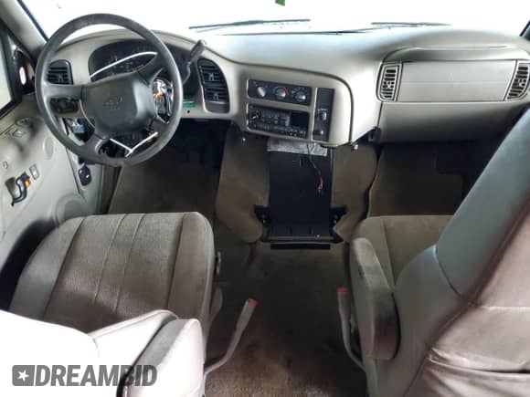 2005 Chevrolet Astro с VIN 1GNDM19X25B116458, выставлен на аукционе Copart как лот 59758405 с пробегом Не указан миль и Чистый • Clean title. История ставок и продаж доступна на DreamBid. Изображение 8.