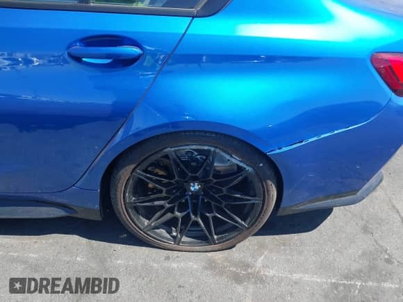 2025 BMW M3 Competition xDrive with VIN WBS33HJ05SFU29063, listed as a IAAI auction lot 42328143 with 3,368 mi miles and . Bid and sale history available at DreamBid. Image 18.