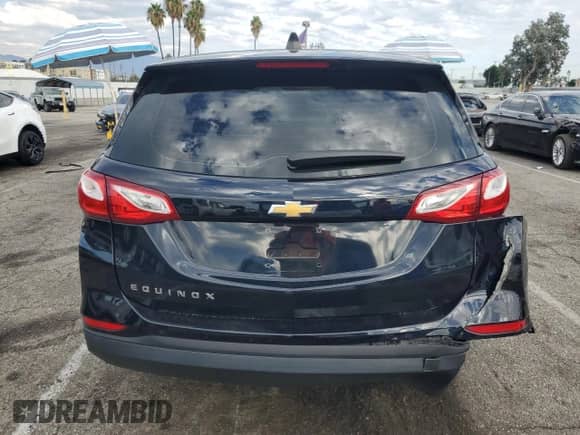 2021 Chevrolet Equinox LS z VIN 3GNAXHEV2MS147008, wystawiony jako Copart lot #81692145 z przebiegiem 42 332 mil mil oraz Szkoda całkowita • Salvage title. Historia ofert i sprzedaży dostępna na DreamBid. Obrazek 6.