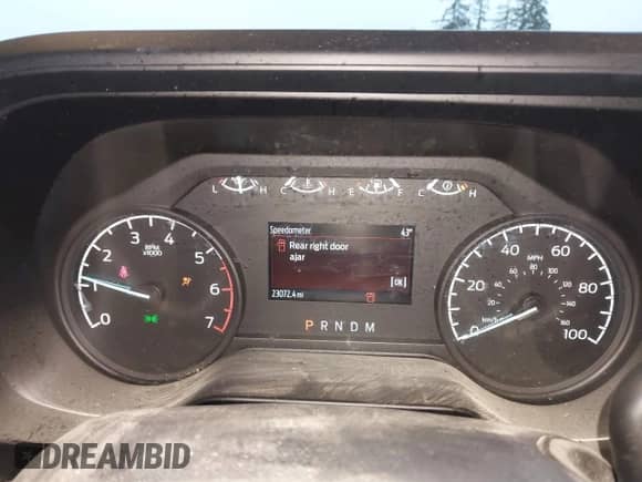 2023 Ford F-250 XL z VIN 1FT7X2BAXPED71157, wystawiony jako IAAI lot #41265426 z przebiegiem 23 072 mil mil oraz . Historia ofert i sprzedaży dostępna na DreamBid. Obrazek 7.