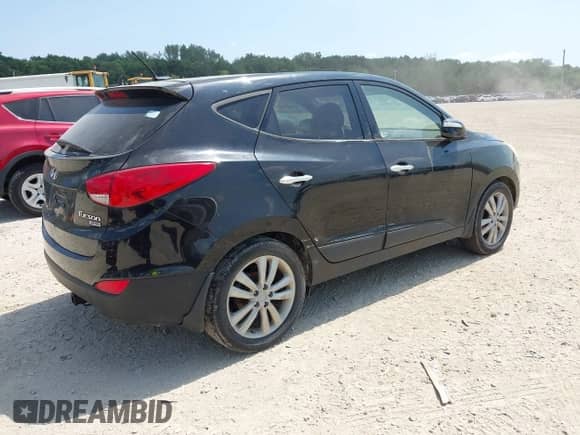 2012 Hyundai Tucson GLS with VIN KM8JU3AC1CU466631, listed as a IAAI auction lot 43039693 with 96,054 mi miles and . Bid and sale history available at DreamBid. Image 4.