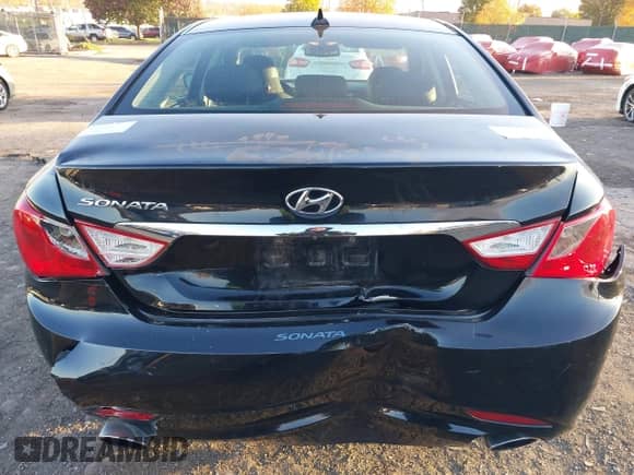 2013 Hyundai Sonata Limited с VIN 5NPEC4AC1DH632043, выставлен на аукционе IAAI как лот 43521549 с пробегом 147 459 миль миль и . История ставок и продаж доступна на DreamBid. Изображение 12.