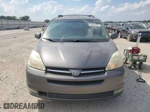 2005 Toyota Sienna XLE z VIN 5TDZA22C45S379337, wystawiony jako Copart lot #80653935 z przebiegiem 219 825 mil mil oraz Szkoda całkowita • Salvage title. Historia ofert i sprzedaży dostępna na DreamBid. Obrazek 5.