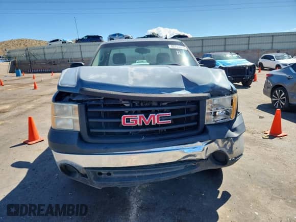 2007 GMC Sierra 1500 Work Truck с VIN 1GTEC14CX7Z588633, выставлен на аукционе Copart как лот 80755665 с пробегом 135 746 миль миль и Списание • Salvage title. История ставок и продаж доступна на DreamBid. Изображение 5.
