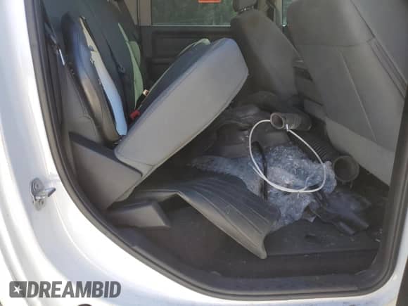 2016 Ram 1500 Tradesman z VIN 1C6RR7SM1GS413363, wystawiony jako Copart lot #83993425 z przebiegiem 183 319 mil mil oraz Czysty tytuł • Clean title. Historia ofert i sprzedaży dostępna na DreamBid. Obrazek 10.