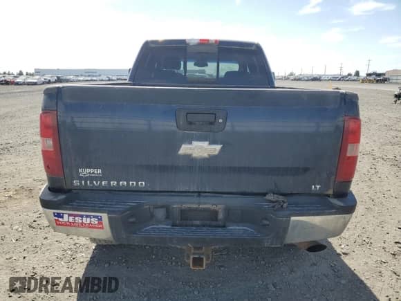 2009 Chevrolet Silverado 2500HD LT с VIN 1GCHK53K99F120431, выставлен на аукционе Copart как лот 59902455 с пробегом 165 537 миль миль и Списание • Salvage title. История ставок и продаж доступна на DreamBid. Изображение 6.