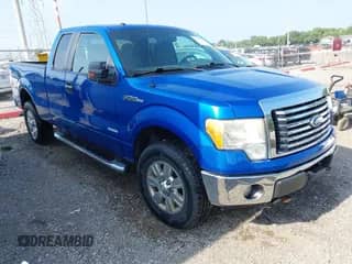 2012 Ford F-150 XL z VIN 1FTFX1ET2CFA03045, wystawiony jako IAAI lot #42804693 z przebiegiem 364 681 mil mil oraz . Historia ofert i sprzedaży dostępna na DreamBid. Obrazek 1.