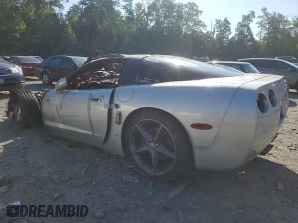 1999 Chevrolet Corvette с VIN 1G1YY22G2X5102374, выставлен на аукционе Copart как лот 67140774 с пробегом Не указан миль и Списание • Salvage title. История ставок и продаж доступна на DreamBid. Изображение 2.