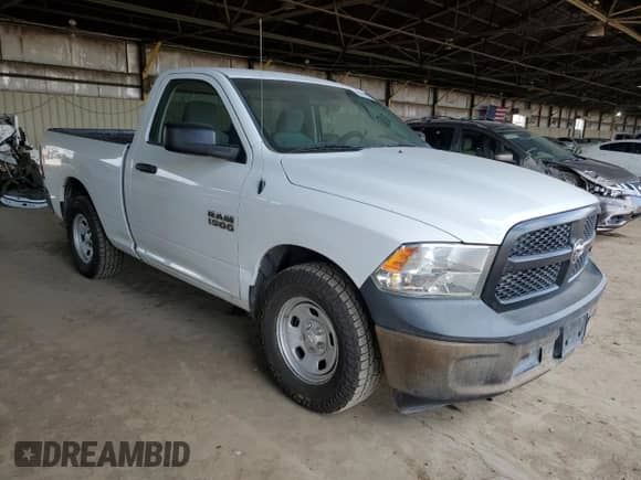 2016 Ram 1500 Express with VIN 3C6JR6AG7GG300771, listed as a Copart auction lot 51811675 with 214,511 mi miles and Clean title. Bid and sale history available at DreamBid. Image 4.