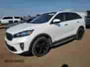 2020 Kia Sorento EX с VIN 5XYPHDA56LG694085, выставлен на аукционе Copart как лот 70769275 с пробегом 88 726 миль миль и Чистый • Clean title. История ставок и продаж доступна на DreamBid. Изображение 1.