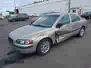 2004 Volvo S60 с VIN YV1RS59V542367297, выставлен на аукционе IAAI как лот 42294212 с пробегом 85 865 миль миль и . История ставок и продаж доступна на DreamBid. Изображение 2.