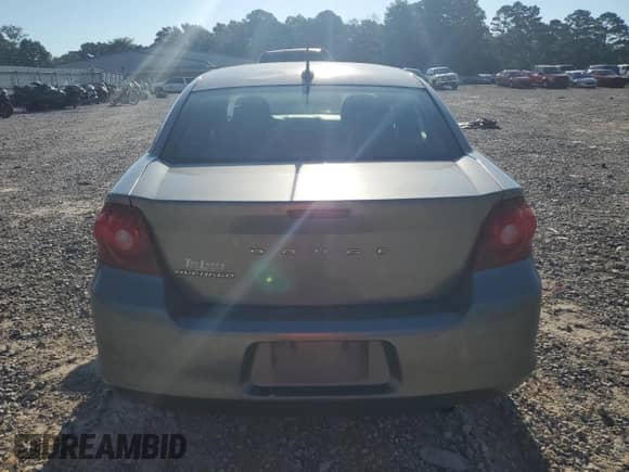 2013 Dodge Avenger SE с VIN 1C3CDZABXDN690388, выставлен на аукционе Copart как лот 71219535 с пробегом 160 942 миль миль и Списание • Salvage title. История ставок и продаж доступна на DreamBid. Изображение 6.