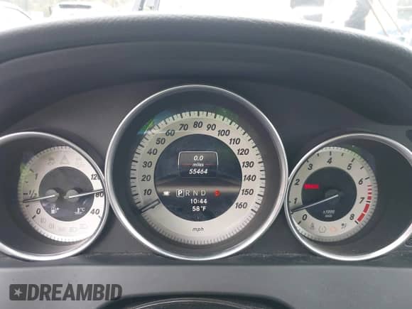 2013 Mercedes-Benz C 300 Sport с VIN WDDGF8AB2DA805063, выставлен на аукционе IAAI как лот 43446210 с пробегом 55 464 миль миль и . История ставок и продаж доступна на DreamBid. Изображение 7.