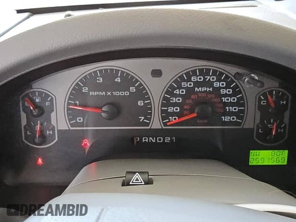 2007 Ford F-150 XLT с VIN 1FTRW02W17KD34981, выставлен на аукционе Copart как лот 74465794 с пробегом 259 156 миль миль и Чистый • Clean title. История ставок и продаж доступна на DreamBid. Изображение 9.